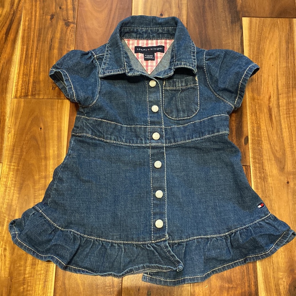 Girl’s Size 3-6 Months Tommy Hilfiger Denim Dress with Snaps up the Front-EUC